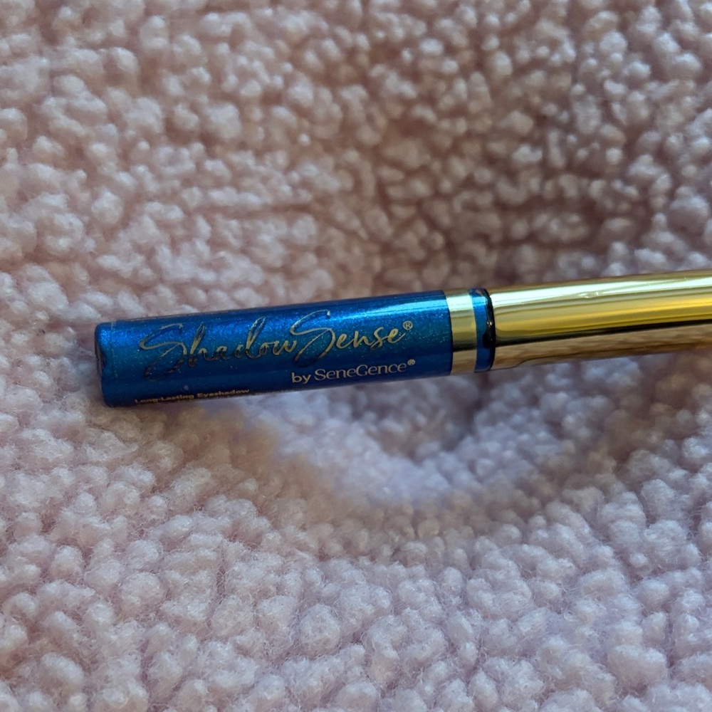 SeneGence ShadowSense in Sapphire Shimmer